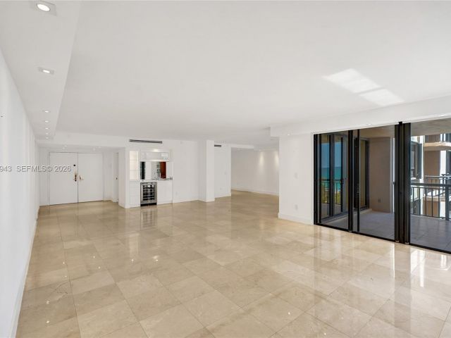 Apartment for rent  Unit #504 - photo 7533598