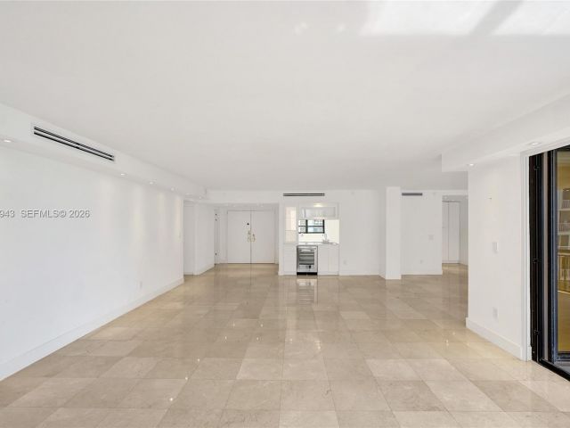 Apartment for rent  Unit #504 - photo 7533599