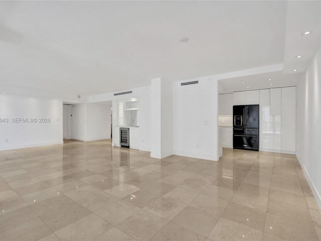 Apartment for rent  Unit #504 - photo 7533601