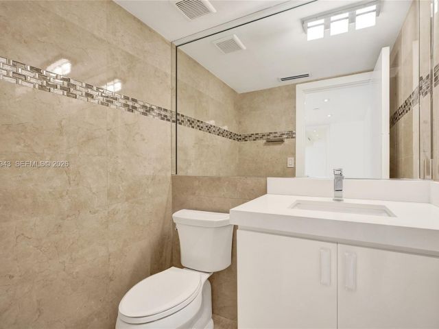 Apartment for rent  Unit #504 - photo 7533603