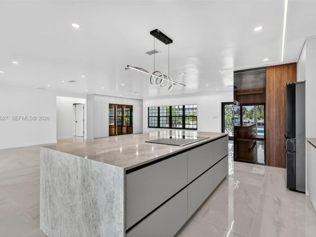 Home for rent at 607 Layne Blvd - photo 7532584