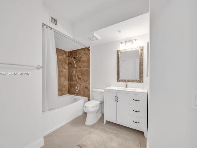 Apartment for sale  Unit #2705 - photo 7534128