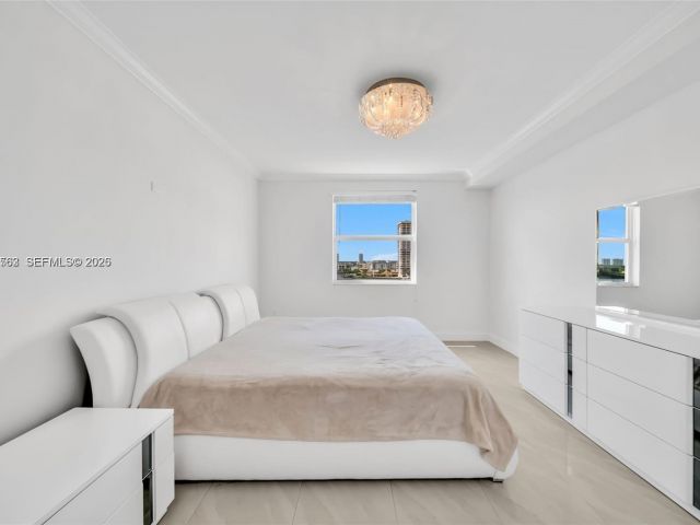 Apartment for sale  Unit #2705 - photo 7534135