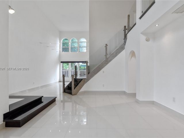 Home for rent at 7333 NW 108th CT - photo 7533810