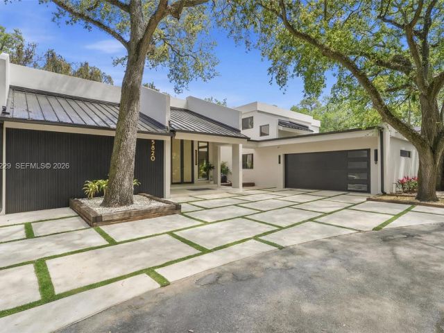 Home for sale at 5820 SW 33rd Ln - photo 7532778