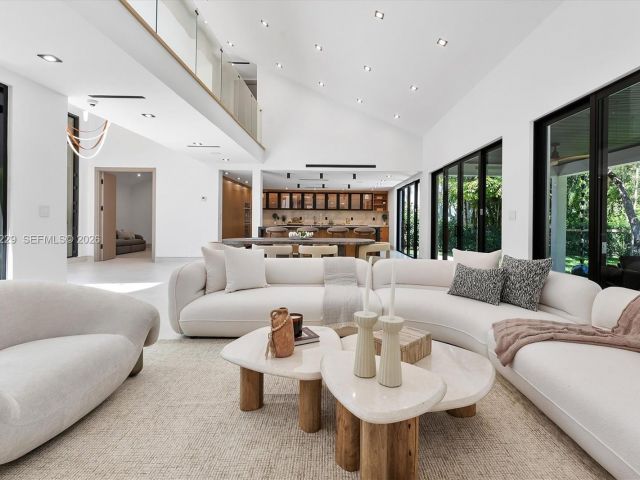 Home for sale at 5820 SW 33rd Ln - photo 7532788