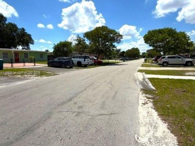 Home for sale at 15825 E Bunche Park Dr - photo 7534540