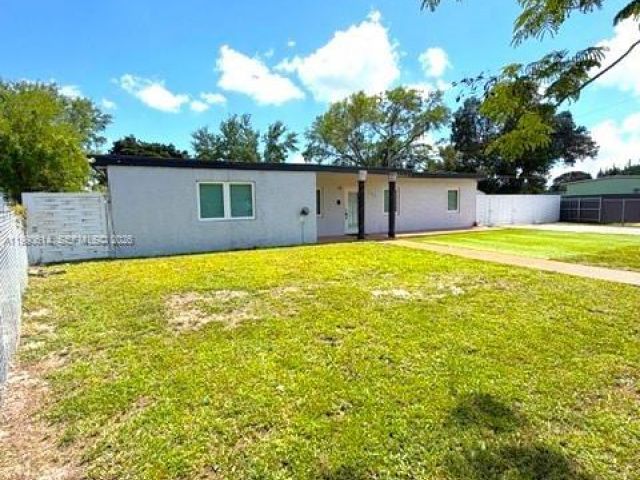 Home for sale at 15825 E Bunche Park Dr - photo 7534545