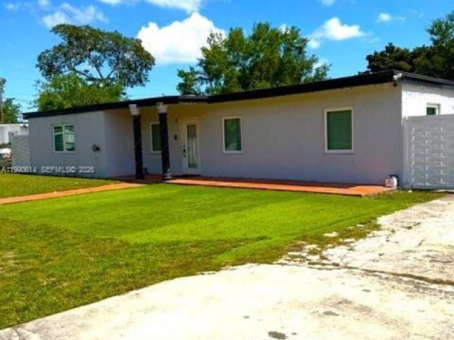 Home for sale at 15825 E Bunche Park Dr - photo 7534548