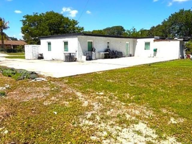 Home for sale at 15825 E Bunche Park Dr - photo 7534551