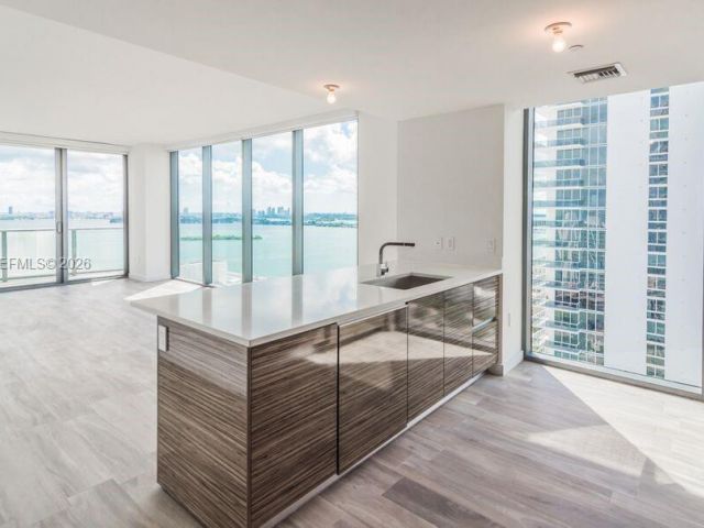 Apartment for rent  Unit #2508 - photo 7534400