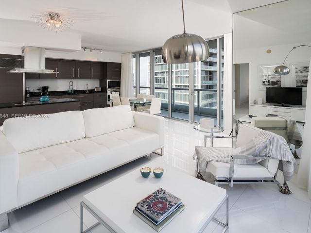 Apartment for sale  Unit #4110 - photo 7533969