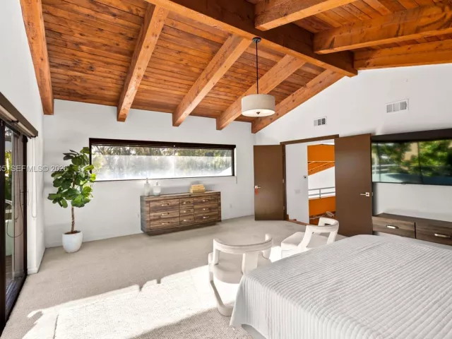 4-bedroom home for sale in Miami - 3520 Rockerman Rd - MondialRealty