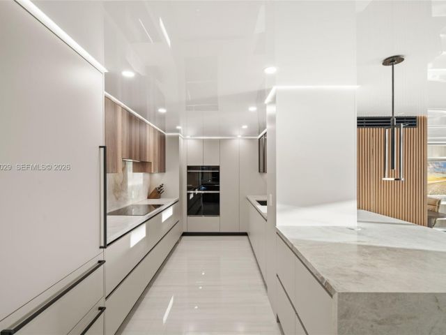 Apartment for rent  Unit #16H - photo 7533130