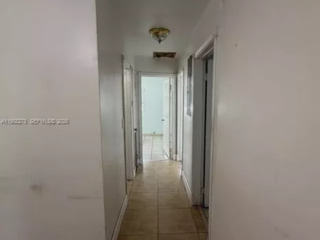 4-bedroom home for sale in Miami Gardens - 4946 NW 186th St - MondialRealty