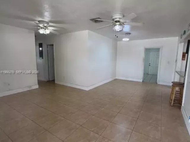 4-bedroom home for sale in Miami Gardens - 4946 NW 186th St - MondialRealty