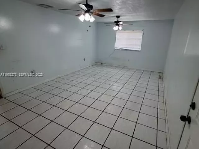 4-bedroom home for sale in Miami Gardens - 4946 NW 186th St - MondialRealty