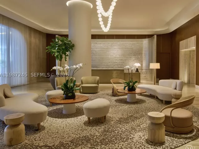 2-bedroom condo for sale in Miami Beach - 500 Alton Rd 2402 - MondialRealty