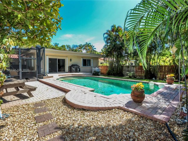 Home for sale at 1410 Fletcher St - photo 7533473