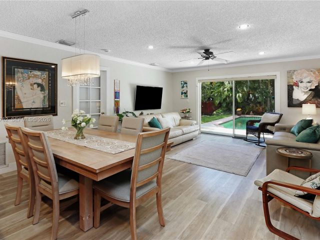 Home for sale at 1410 Fletcher St - photo 7533485