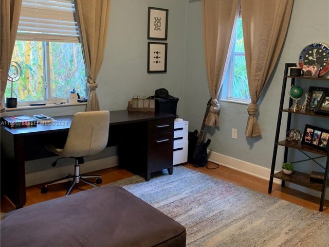 Home for rent at 329 W 28th St - photo 7534087