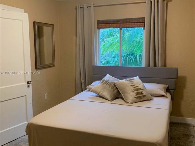 Home for rent at 329 W 28th St - photo 7534090