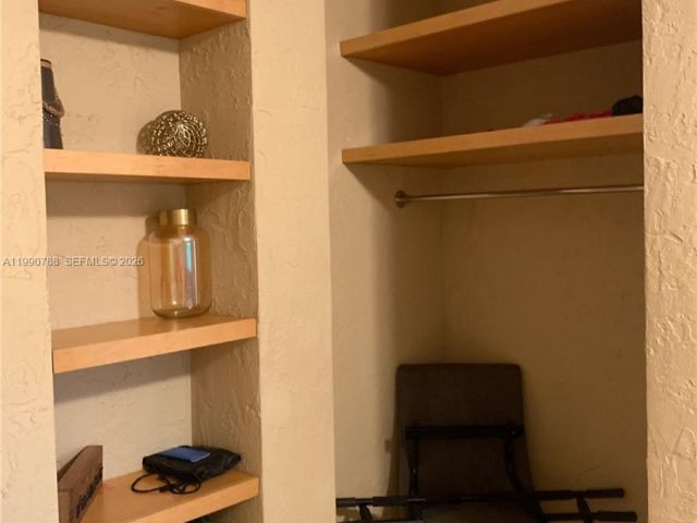 Home for rent at 329 W 28th St - photo 7534091