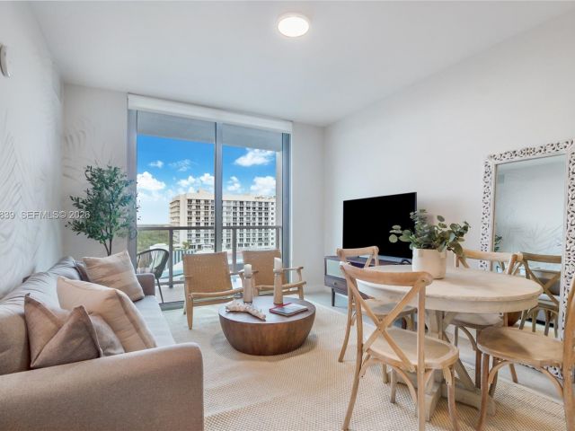 Apartment for sale  Unit #N-911 - photo 7534810