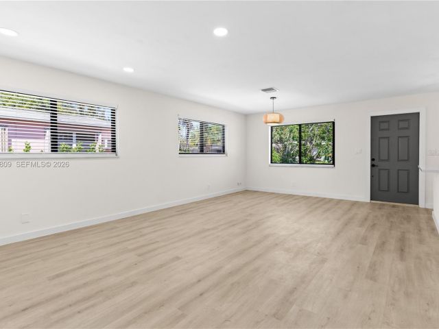 3-bedroom home for sale in Delray Beach - 328 SW 11th Ave - MondialRealty