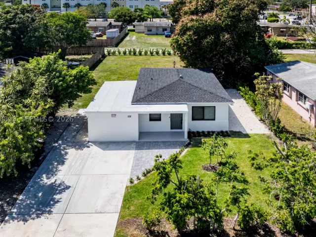 3-bedroom home for sale in Delray Beach - 328 SW 11th Ave - MondialRealty