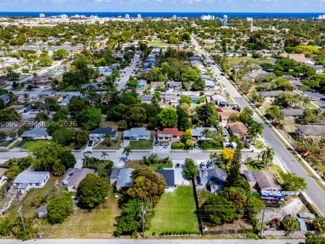 3-bedroom home for sale in Delray Beach - 328 SW 11th Ave - MondialRealty