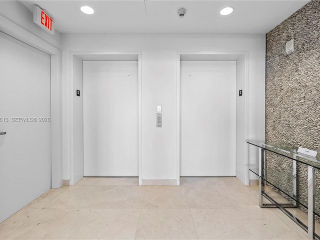 Apartment for sale  Unit #1209 - photo 7534523