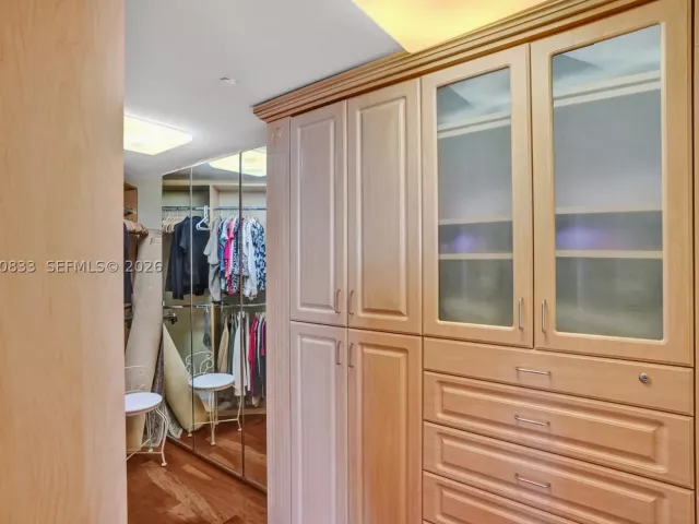 3-bedroom condo for sale in Sunny Isles Beach - 19111 Collins Ave 2101 - MondialRealty