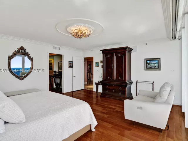 3-bedroom condo for sale in Sunny Isles Beach - 19111 Collins Ave 2101 - MondialRealty