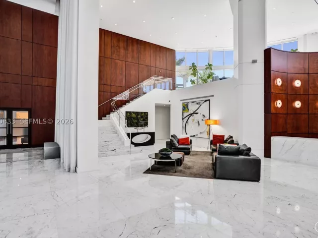 3-bedroom condo for sale in Sunny Isles Beach - 19111 Collins Ave 2101 - MondialRealty