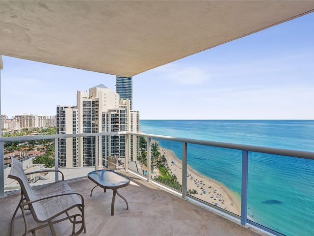 Apartment for sale  Unit #2101 - photo 7534583