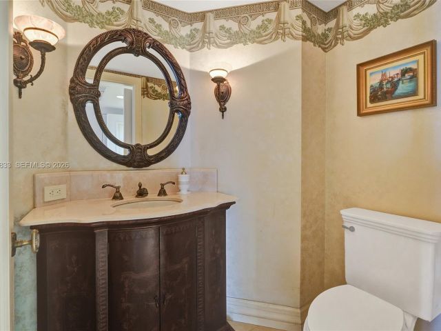 Apartment for sale  Unit #2101 - photo 7534585