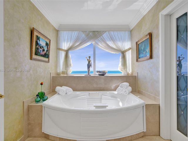 Apartment for sale  Unit #2101 - photo 7534595