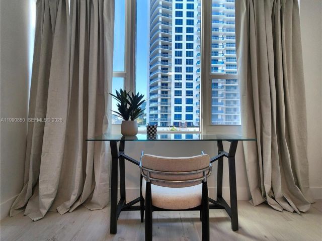 Apartment for rent  Unit #515 - photo 7534649