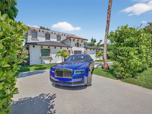 Home for sale at 941 NE 119th St - photo 7533789