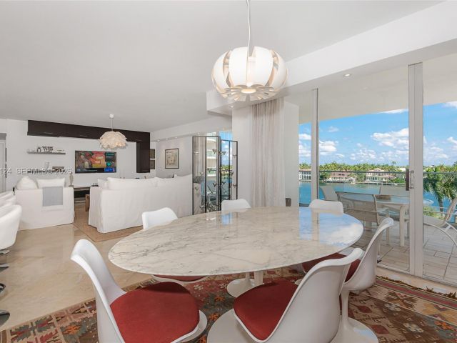 Apartment for sale  Unit #5E - photo 7534998