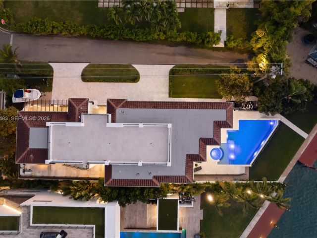 Home for sale at 919 92nd St - photo 7534071