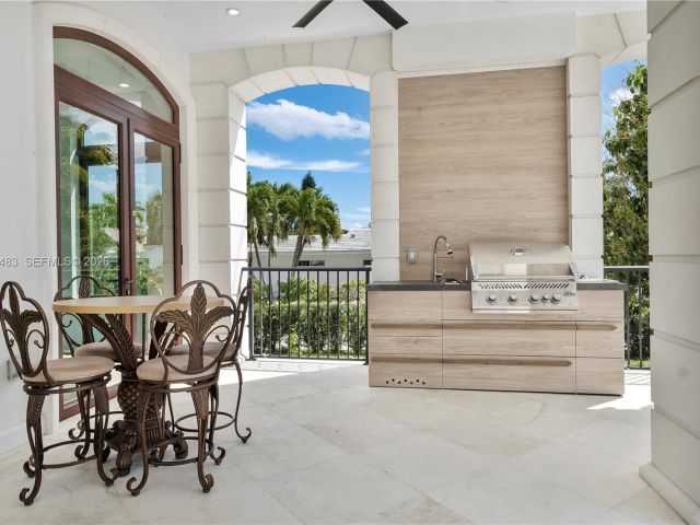 Home for sale at 919 92nd St - photo 7534073