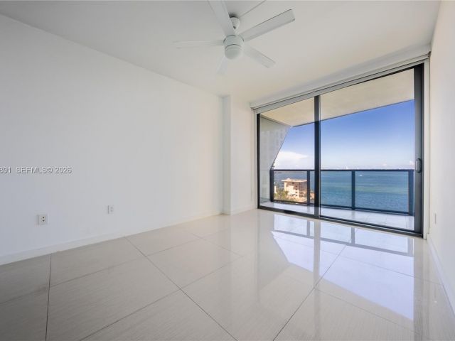 Apartment for rent  Unit #707 - photo 7534386