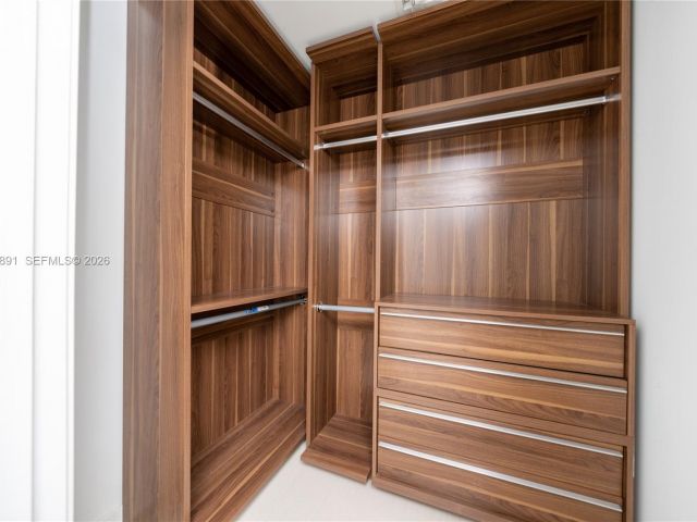 Apartment for rent  Unit #707 - photo 7534390