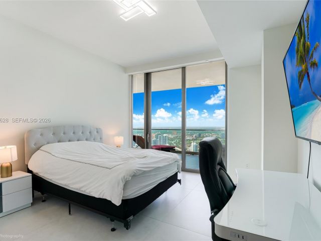 Apartment for sale  Unit #5103 - photo 7534489