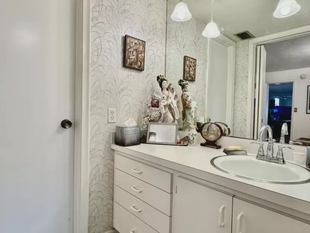 3-bedroom home for sale in Hollywood - 3510 Taft Street - MondialRealty
