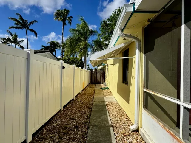 3-bedroom home for sale in Hollywood - 3510 Taft Street - MondialRealty