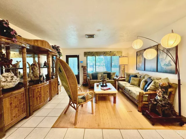 3-bedroom home for sale in Hollywood - 3510 Taft Street - MondialRealty
