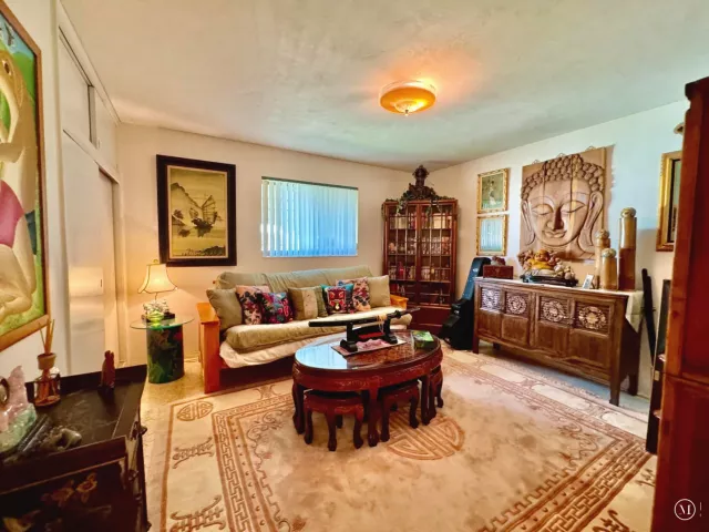 3-bedroom home for sale in Hollywood - 3510 Taft Street - MondialRealty